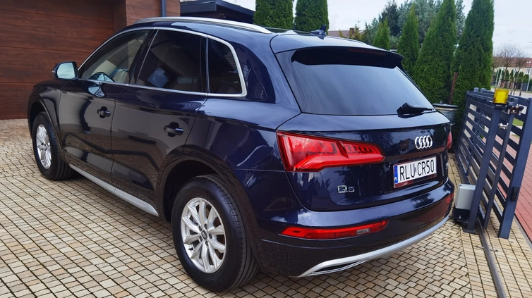 Audi Q5 cena 118900 przebieg: 103900, rok produkcji 2018 z Lubaczów małe 781